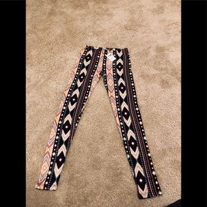 Charlotte Russe Aztec Print Leggings